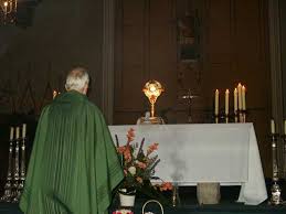 Adoration St sacrement